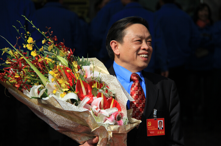 乐鱼leyu（中国）集团刘荣富载誉而归