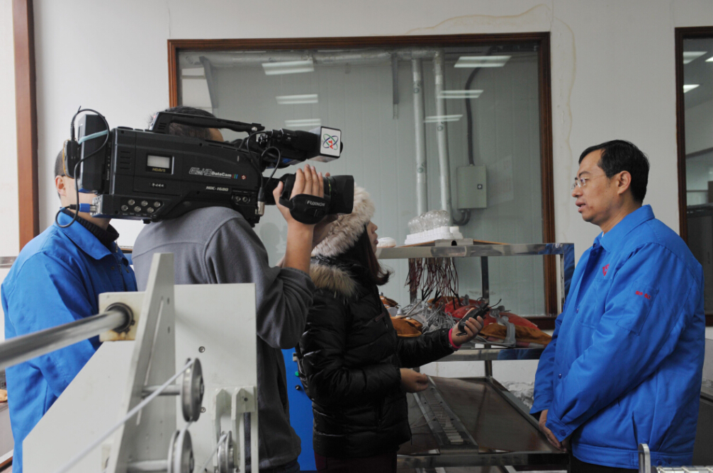 乐鱼leyu（中国）黄朝万接受采访