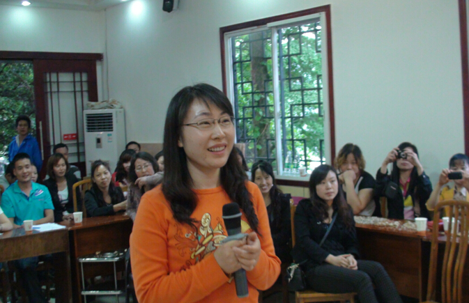 乐鱼leyu（中国）员工k歌比赛