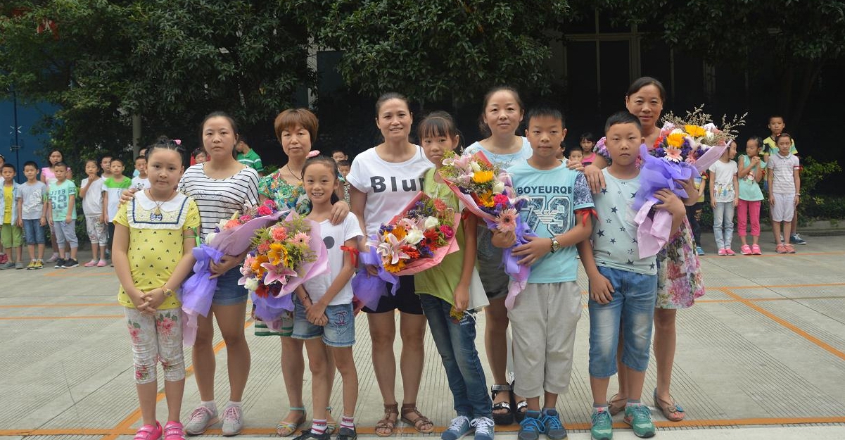 2015年乐鱼leyu（中国）暑假班趣味运动会之老师辛苦了