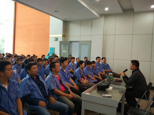 成都乐鱼leyu（中国）泉源公司举办消防安全专题培训会