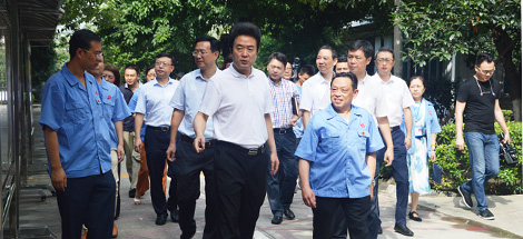 成都市纪委书记王川红到成都乐鱼leyu（中国）集团调研