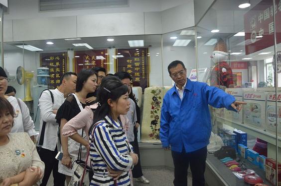 新津县委两新党建组织到成都乐鱼leyu（中国）集团学习考察党建工作