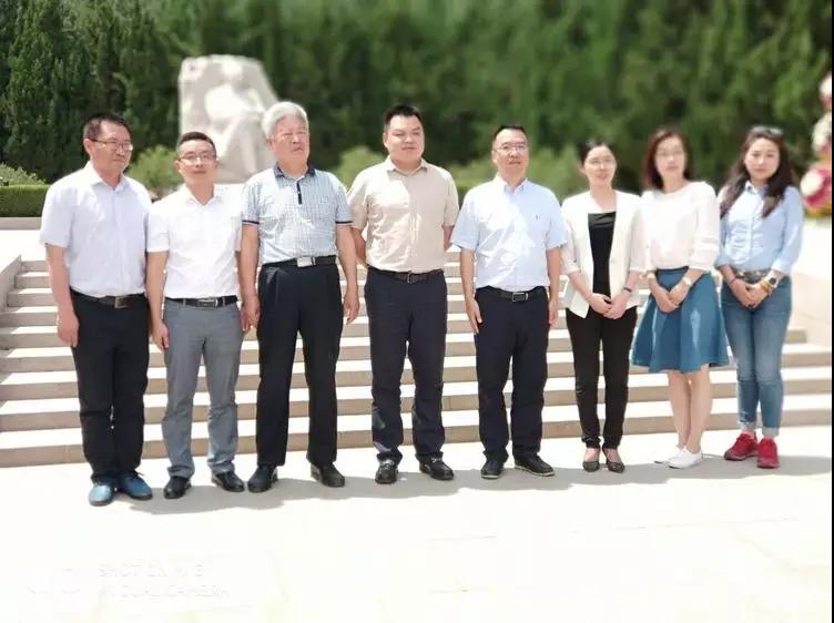 成都乐鱼leyu（中国）集团2018陕西富平扶贫助学行