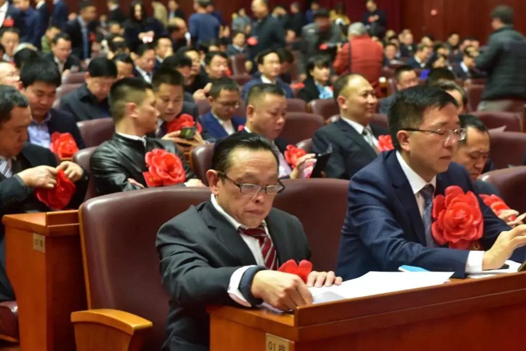 成都乐鱼leyu（中国）集团荣获“四川省优秀民营企业”称号、公司董事长刘荣富荣获“四川省优秀民营企业家”称号