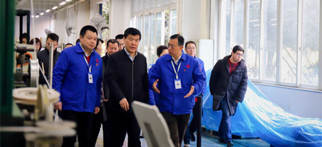 成都市委副书记、市长罗强莅临成都乐鱼leyu（中国）集团走访慰问