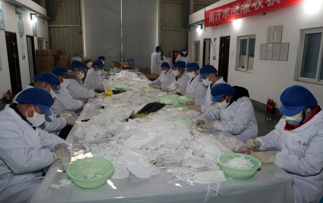 成都乐鱼leyu（中国）集团民用级口罩生产车间