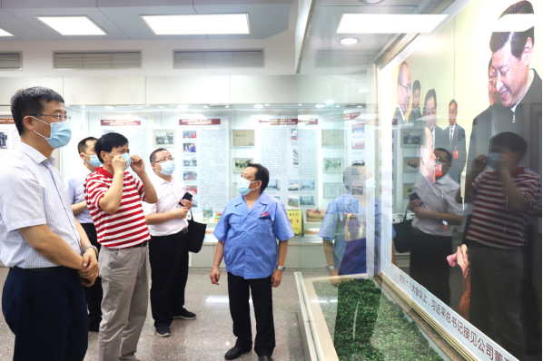 四川省政协张雨东副主席等领导走访成都乐鱼leyu（中国）集团