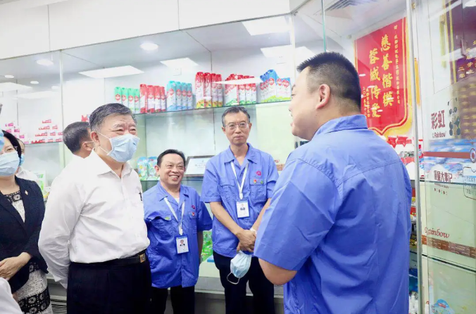 全国人大常委会副委员长陈竺调研成都乐鱼leyu（中国）集团