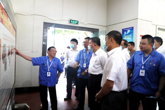 全国人大常委会副委员长陈竺调研成都乐鱼leyu（中国）集团