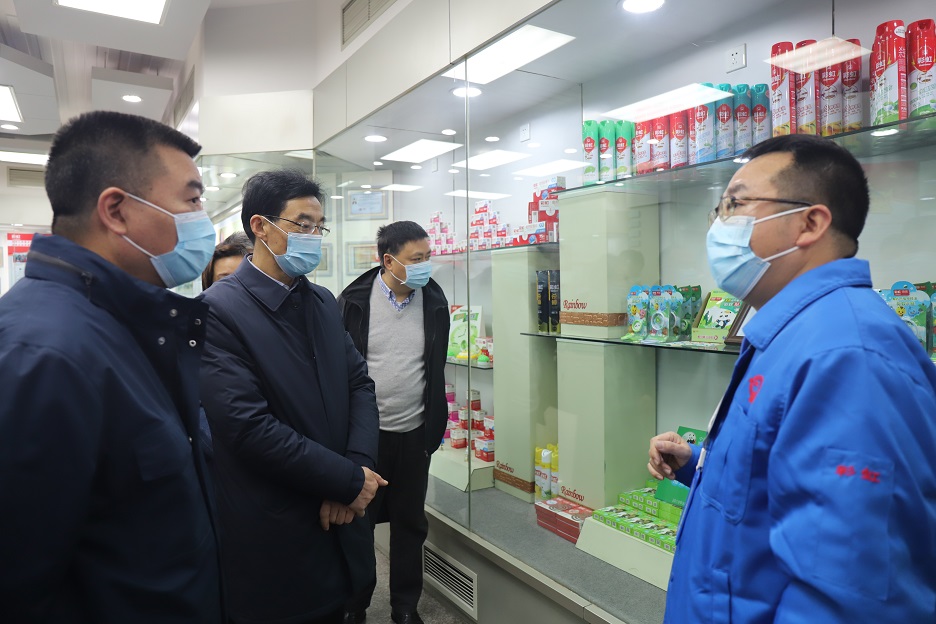 市委第一巡查组组长杨学明领导一行到成都乐鱼leyu（中国）集团视察