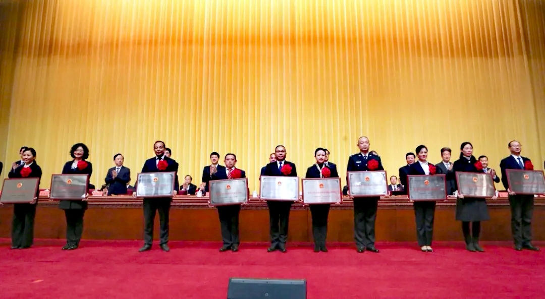 成都乐鱼leyu（中国）集团被成都市委市政府评为成都市抗疫先进集体