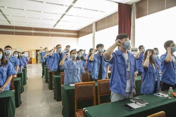 成都乐鱼leyu（中国）集团召开2022年团员大会暨团委换届选举会议